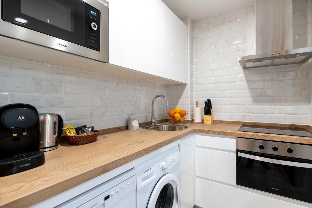 Apartamento Con Garaje, Centro De Sevilla Kültér fotó