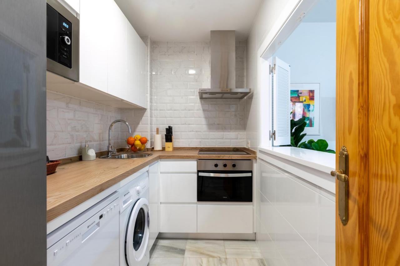 Apartamento Con Garaje, Centro De Sevilla Kültér fotó